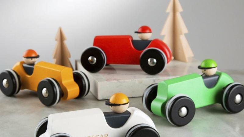 Why Choose Wooden Toys Over Plastic Ones?