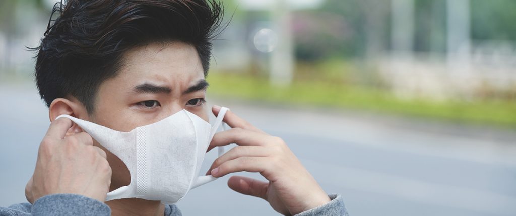 Having a Face masks with particulate filter
